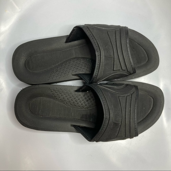Levi’s men’s foam slides size 12 - Picture 2 of 6
